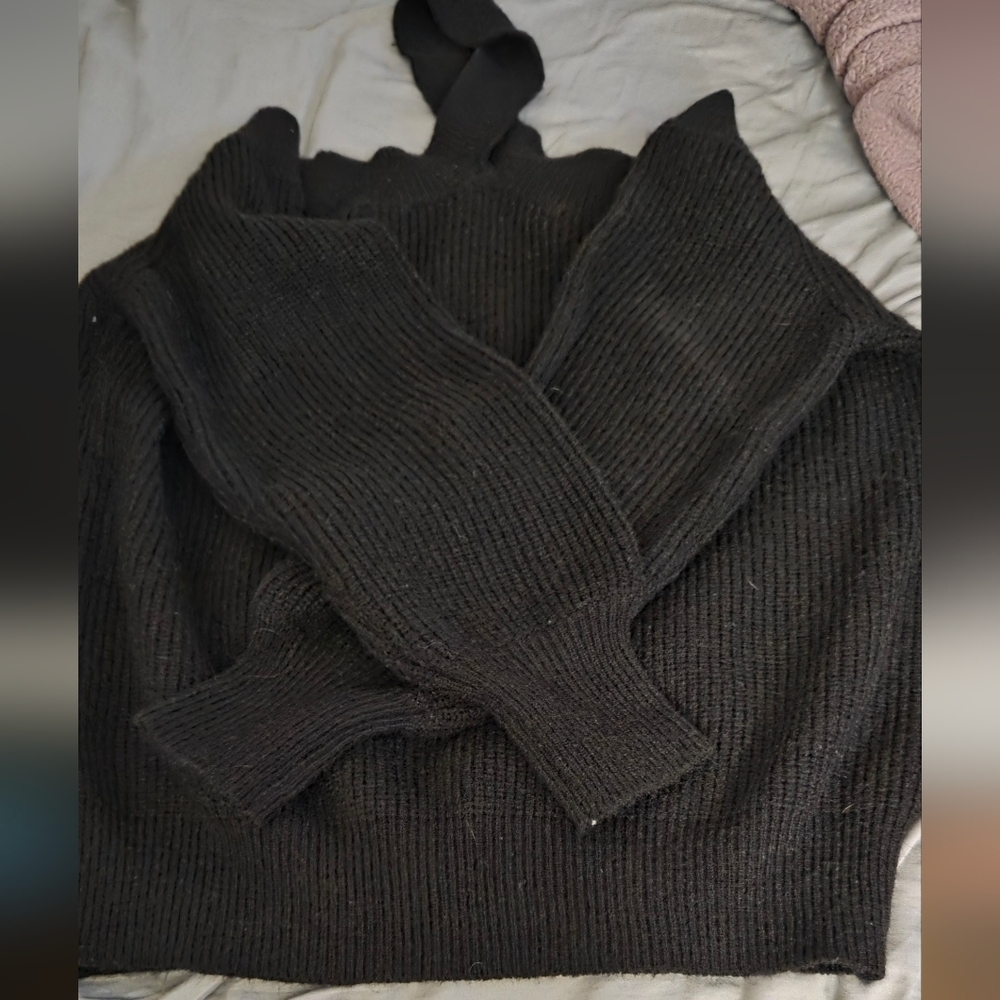 Black off The Shoulder Sweater Blouse